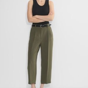 Aritzia Wilfred The Effortless Pant™ Cropped - Crepette Dark Olive